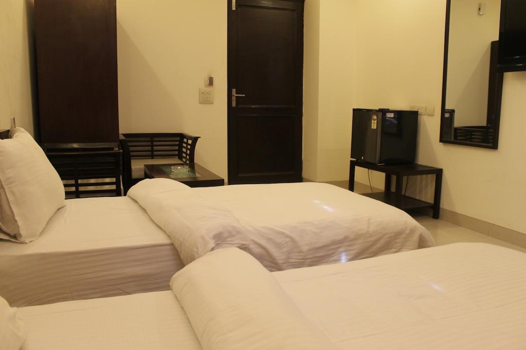 Airport Hotel Jet Inn Suites New Delhi Extérieur photo