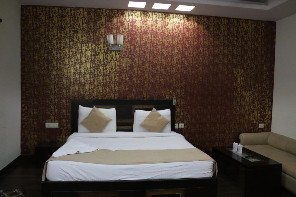 Airport Hotel Jet Inn Suites New Delhi Extérieur photo