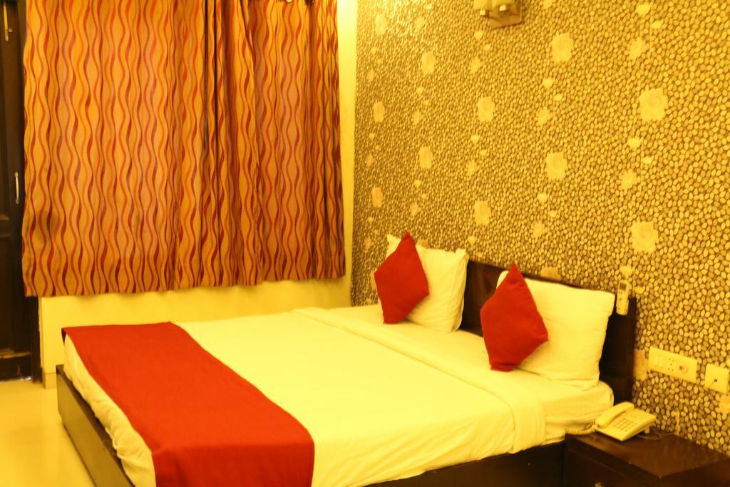 Airport Hotel Jet Inn Suites New Delhi Extérieur photo