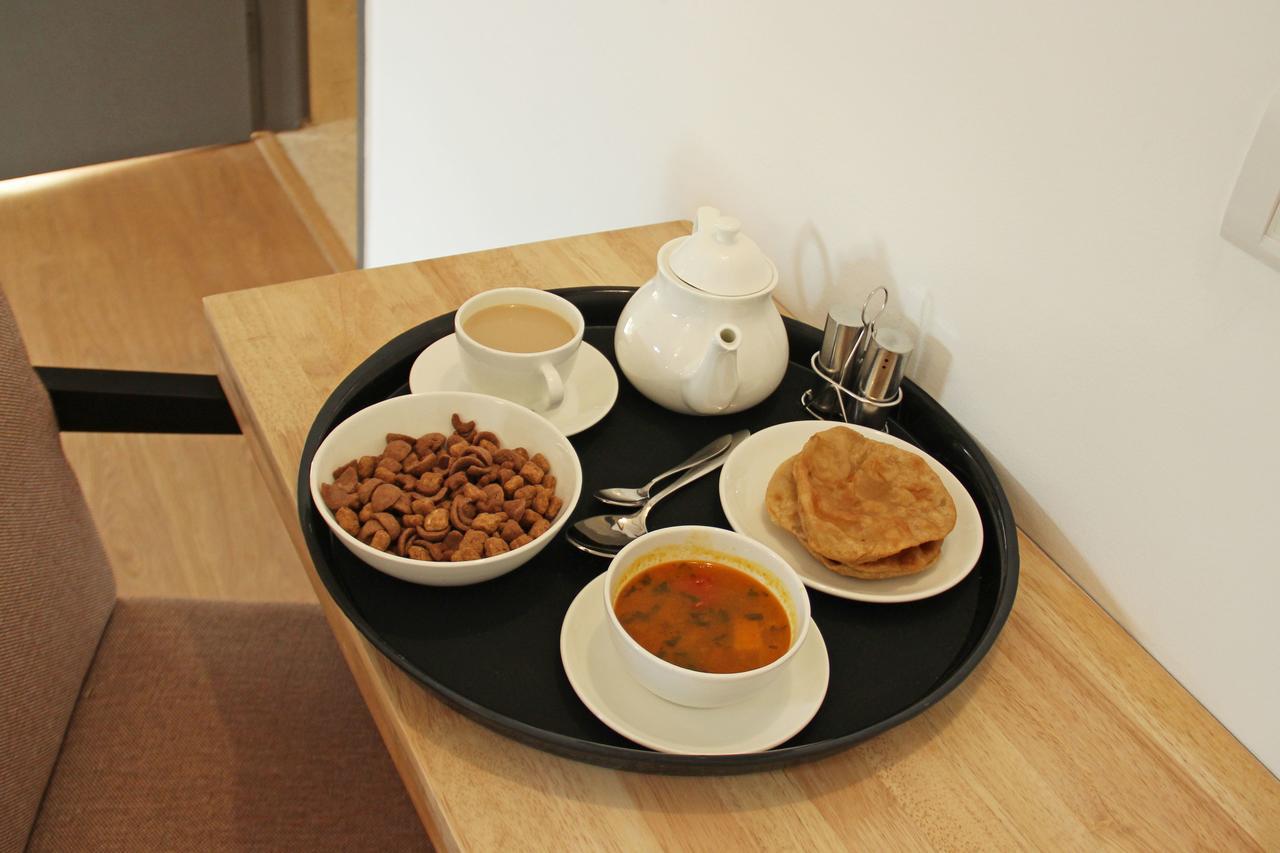 Airport Hotel Jet Inn Suites New Delhi Extérieur photo