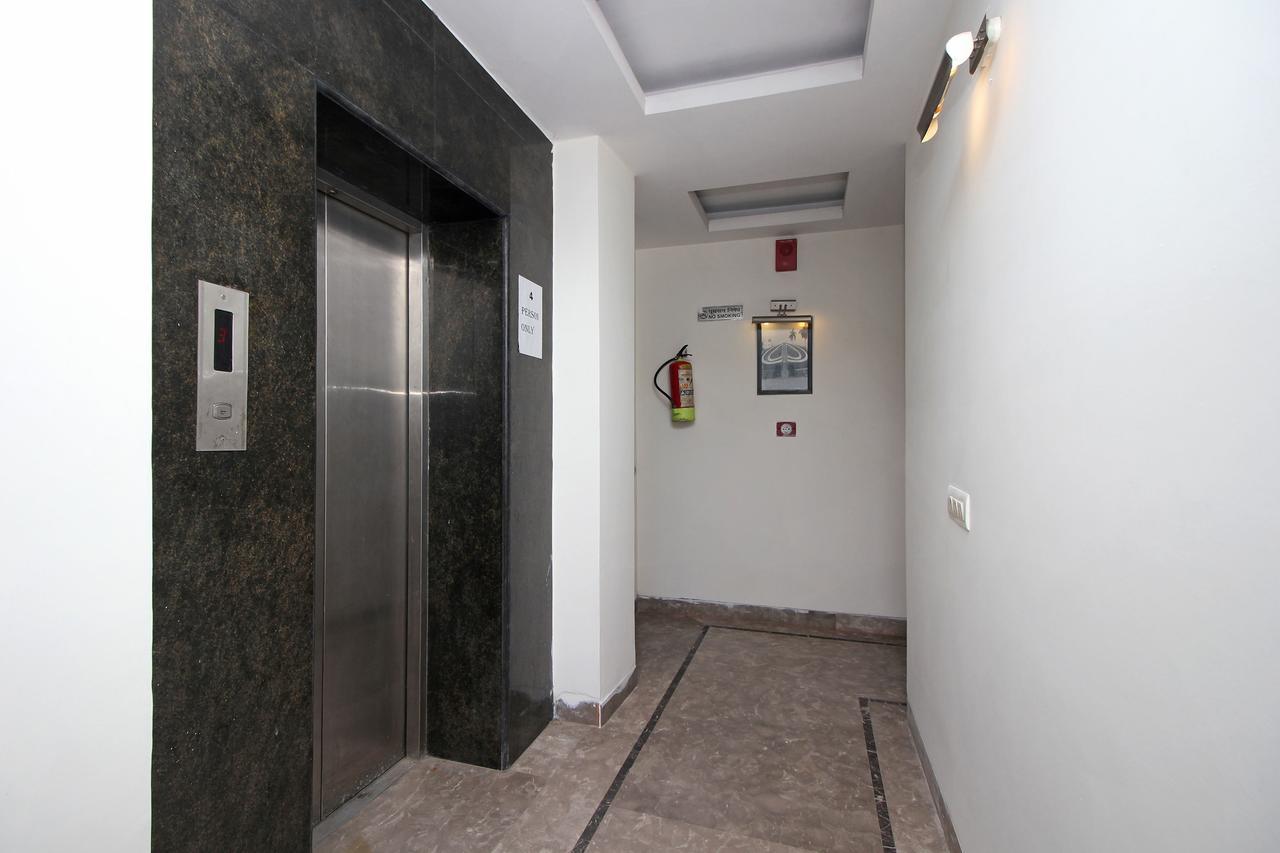 Airport Hotel Jet Inn Suites New Delhi Extérieur photo