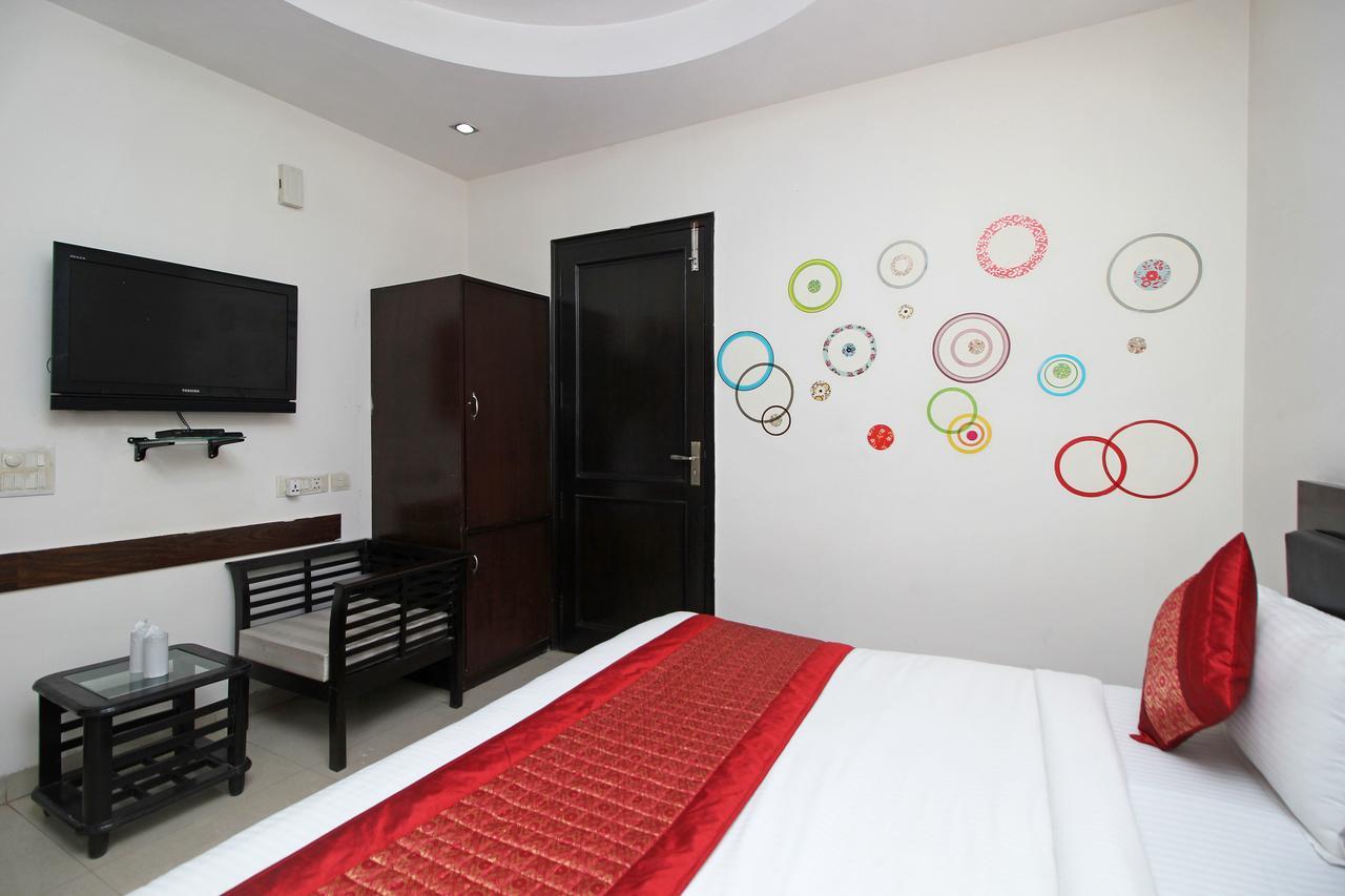 Airport Hotel Jet Inn Suites New Delhi Extérieur photo